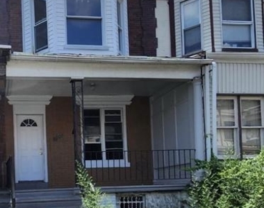 1942 S Ithan Street - Photo Thumbnail 1