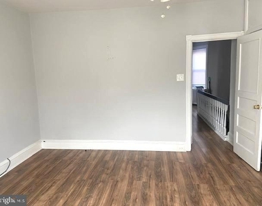 1549 N 56th Street - Photo Thumbnail 5