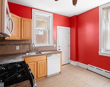123 S 63rd Street - Photo Thumbnail 6