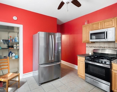 123 S 63rd Street - Photo Thumbnail 7