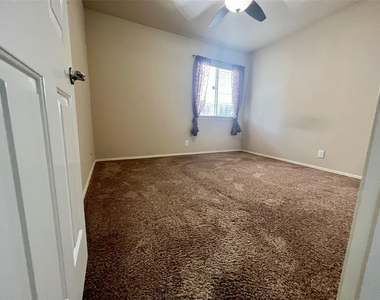 309 Riverine Way - Photo Thumbnail 15