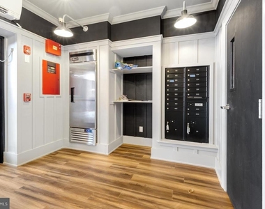 1935 E Hazzard Street - Photo Thumbnail 15