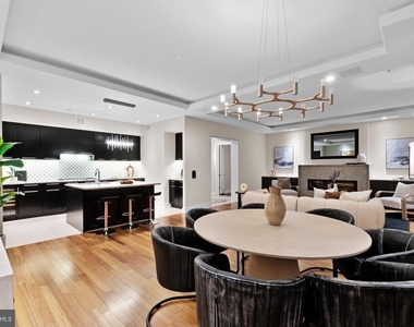 1414 S Penn Square - Photo Thumbnail 6