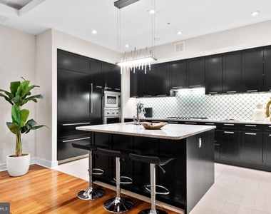 1414 S Penn Square - Photo Thumbnail 7