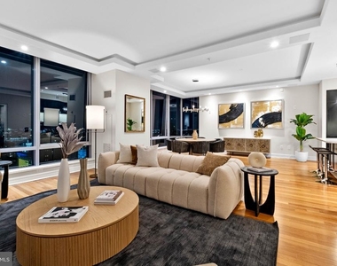1414 S Penn Square - Photo Thumbnail 3