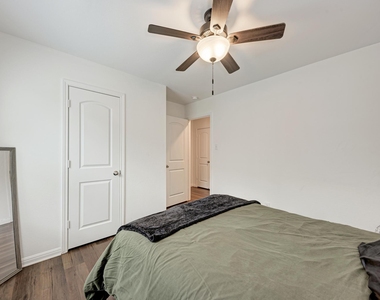 132 Maywood Ln - Photo Thumbnail 24