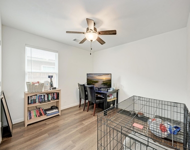 132 Maywood Ln - Photo Thumbnail 26