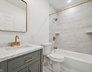 2534 S 61st Street - Photo Thumbnail 22