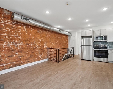 2534 S 61st Street - Photo Thumbnail 18