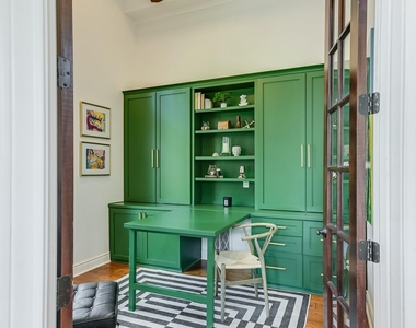 809 Kinney Ave - Photo Thumbnail 7