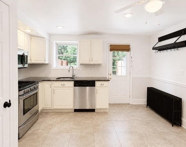 22 Balligomingo Road - Photo Thumbnail 4
