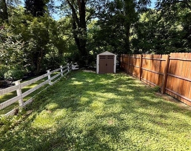 22 Balligomingo Road - Photo Thumbnail 24