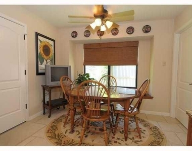 11810 Rain Forest Cv - Photo Thumbnail 3