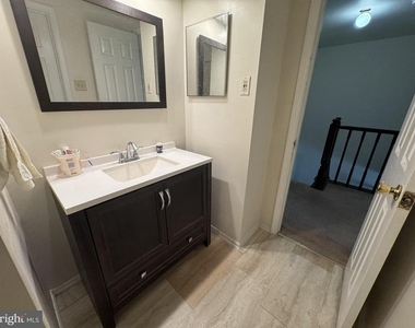 35 Almond Drive - Photo Thumbnail 11