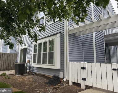 35 Almond Drive - Photo Thumbnail 1