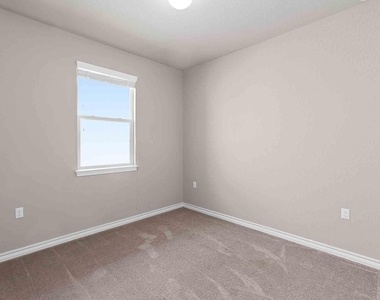 11724 Saddle Rock Dr - Photo Thumbnail 18