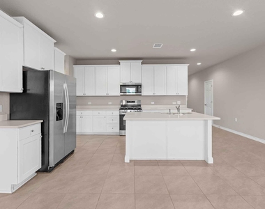 11724 Saddle Rock Dr - Photo Thumbnail 8