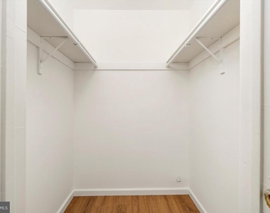 109 Wyndham Place - Photo Thumbnail 13