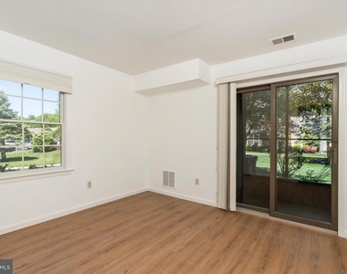 109 Wyndham Place - Photo Thumbnail 16