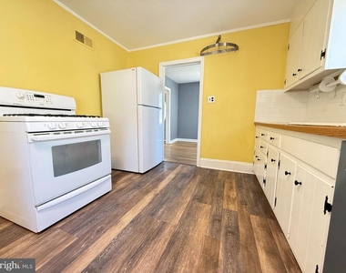 210 Kuser Road - Photo Thumbnail 5