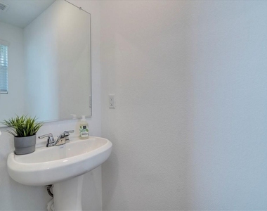 194 George Neggan Ln - Photo Thumbnail 14