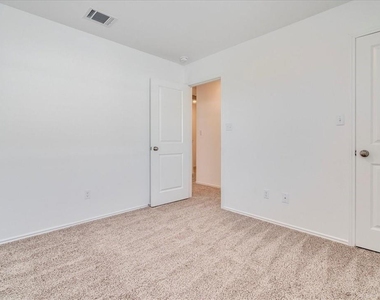 194 George Neggan Ln - Photo Thumbnail 20