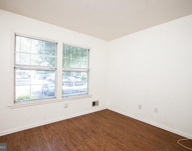 103 Claridge Court - Photo Thumbnail 15