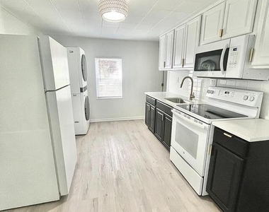 905 Jersey Avenue - Photo Thumbnail 2