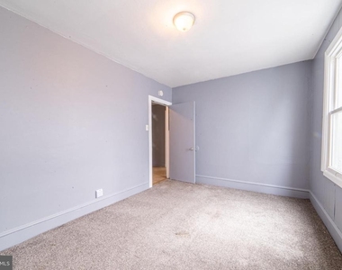 351 N Laurel Street - Photo Thumbnail 6
