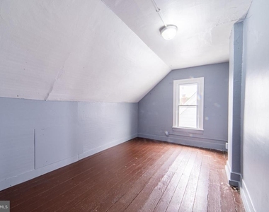 351 N Laurel Street - Photo Thumbnail 10