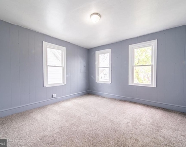 351 N Laurel Street - Photo Thumbnail 7