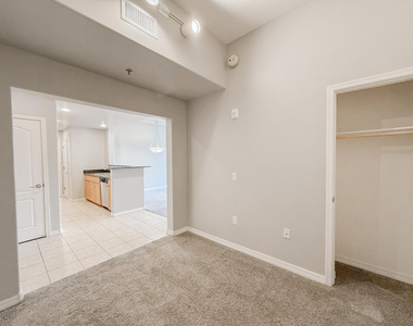 2302 N Central Avenue - Photo Thumbnail 26