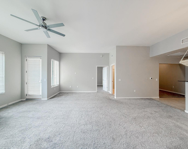 2302 N Central Avenue - Photo Thumbnail 15