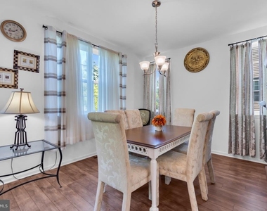 49 Creekside Way - Photo Thumbnail 15
