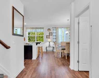 49 Creekside Way - Photo Thumbnail 13