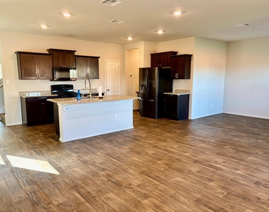 127 Snapdragon Ln - Photo Thumbnail 1