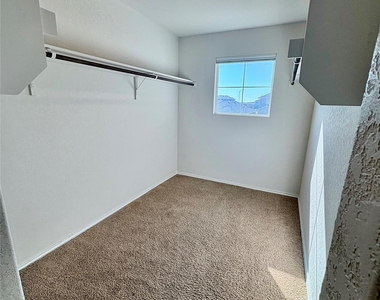127 Snapdragon Ln - Photo Thumbnail 12