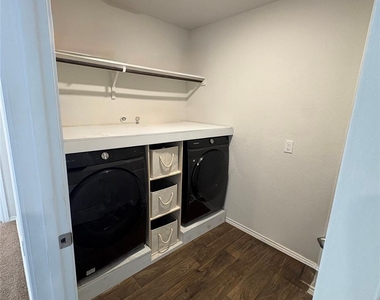 127 Snapdragon Ln - Photo Thumbnail 4