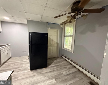 212 Warren Street - Photo Thumbnail 18