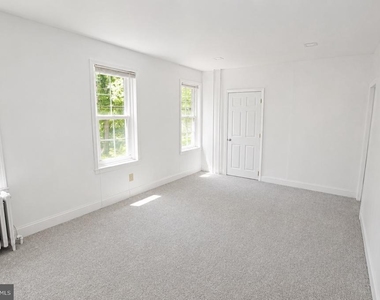 219 Wood Street - Photo Thumbnail 6