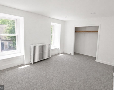 219 Wood Street - Photo Thumbnail 8