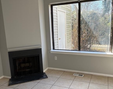 108 Aspen Court - Photo Thumbnail 20