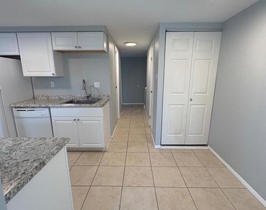 108 Aspen Court - Photo Thumbnail 10