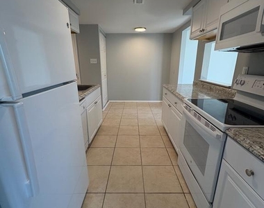 108 Aspen Court - Photo Thumbnail 16