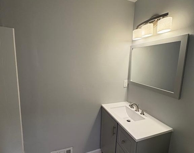 108 Aspen Court - Photo Thumbnail 26