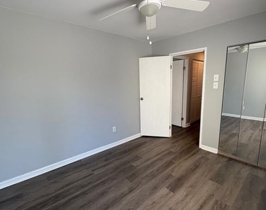 108 Aspen Court - Photo Thumbnail 30