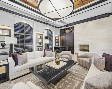 15802 N 71st Street - Photo Thumbnail 29