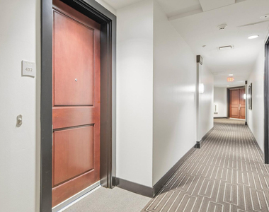 15802 N 71st Street - Photo Thumbnail 34
