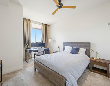 15802 N 71st Street - Photo Thumbnail 17