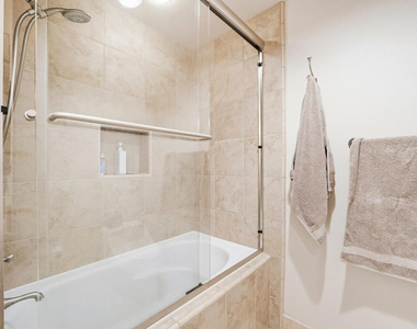 15802 N 71st Street - Photo Thumbnail 20